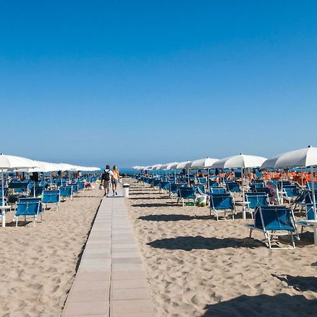 Hotel Prestige Cattolica Exteriör bild